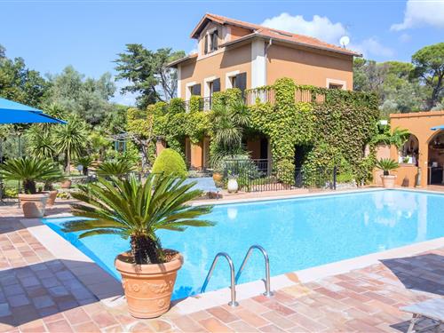 Sommerhus - 9 personer -  - 83600 - Fréjus