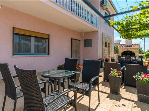 Holiday apartment - 3 persons -  - Koranska ulica - Biograd - 23210 - Biograd Na Moru