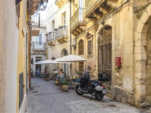 Holiday Home/Apartment - 4 persons -  - Resalibera - 96100 - Siracusa