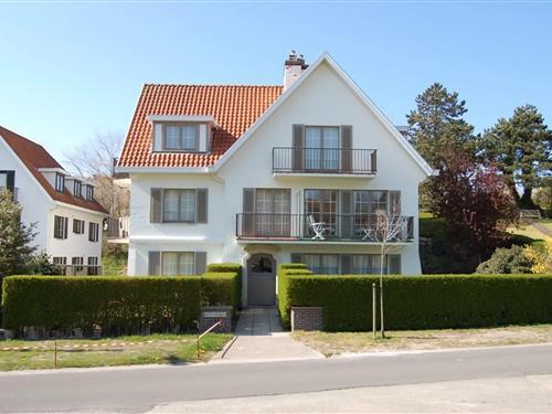 Holiday Home/Apartment - 6 persons -  - 8421 - De Haan