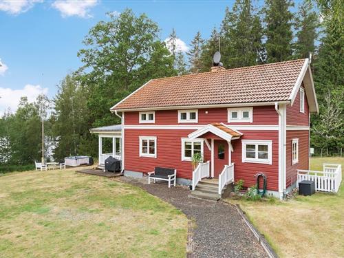 Holiday home - 7 persons -  - Skrikebo - Eksjö - 57592 - Hult