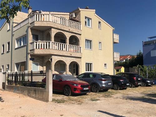 Holiday apartment - 4 persons -  - Koludrovac - 21217 - Kastel Stafilic