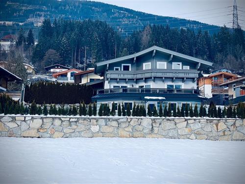 Holiday apartment - 3 persons -  - 5741 - Neukirchen Am Großvenedig