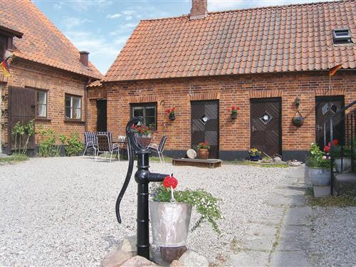 Holiday Home/Apartment - 4 persons -  - Linders väg - 245 91 - Staffanstorp