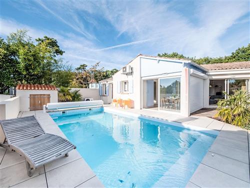 Holiday home - 11 persons -  - Saint Palais Sur Mer - 17420