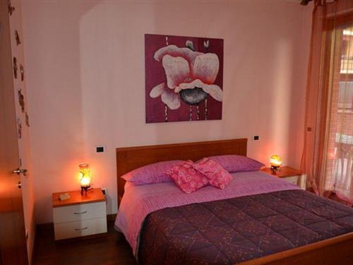 Holiday Home/Apartment - 4 persons -  - via del conservificio - 06083 - Bastia Umbra
