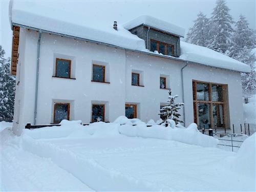 Holiday Home/Apartment - 4 persons -  - Surpunt - 7542 - Susch