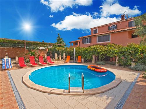 Holiday home - 16 persons -  - Pula - 52100