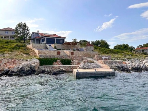 Holiday home - 4 persons -  - Zizanj - Biograd Na Moru - Otok Zizanj - 23212 - Tkon