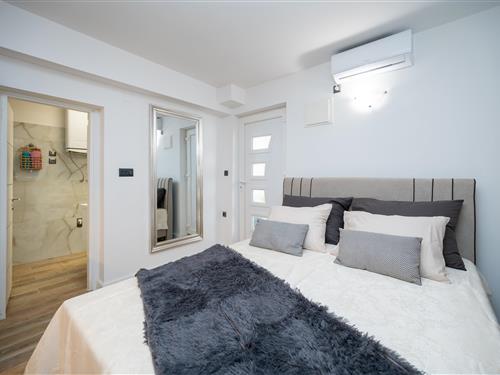 Holiday apartment - 2 persons -  - Bibinje - 23205 - Bibinje