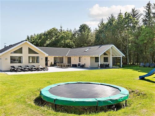 Sommerhus - 24 personer -  - Skovsøen - Fjellerup - 8585 - Glesborg