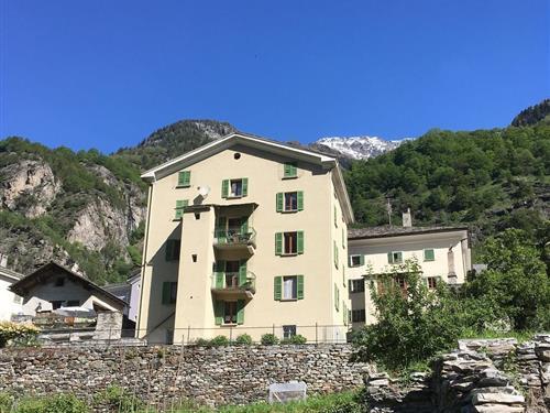 Holiday Home/Apartment - 4 persons -  - Haus - 7608 - Castasegna