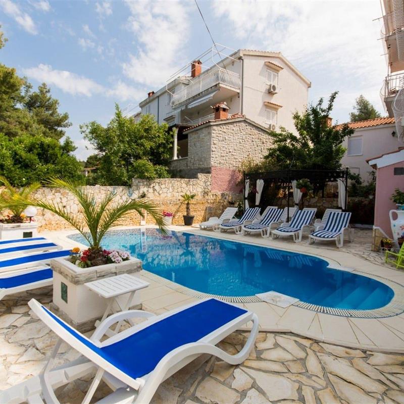 Ferielejlighed - 4 personer -  - 21223 - Okrug Gornji