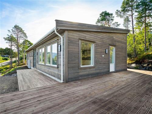 Sommerhus - 4 personer -  - Torvikbukt - 6639