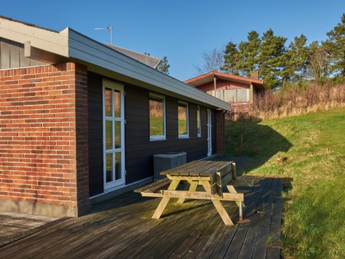 Fritidshus - 8 personer -  - Skjoldbakkevej - Helgenæs - 8420 - Knebel