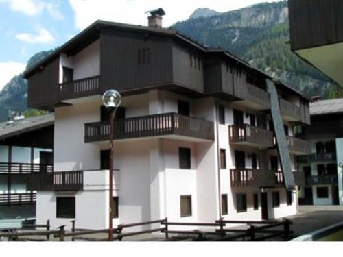 Feriehus / leilighet - 4 personer -  - LOC. CERCENA', 110 int - 38031 - Campitello Di Fassa