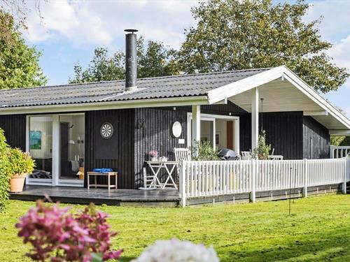 Sommerhus - 4 personer -  - Spongsvej - Dyngby - 8300 - Odder
