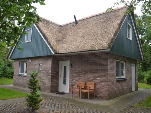 Sommerhus - 4 personer -  - 8378JJ - Paasloo