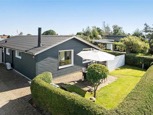 Sommerhus - 6 personer -  - Mirabellevej - 7130 - Juelsminde