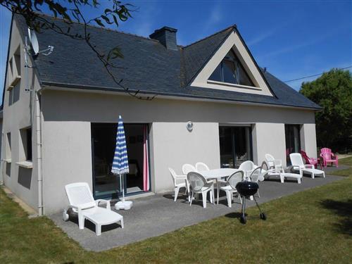 Holiday Home/Apartment - 10 persons -  - 333 route de Porz Ar Vir - 29290 - Plounéour, Brignogan