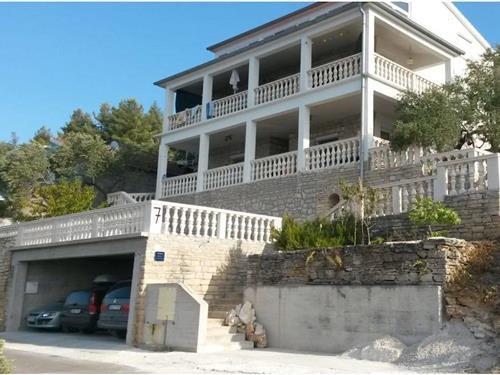 Holiday home - 6 persons -  - 20271 - Prigradica