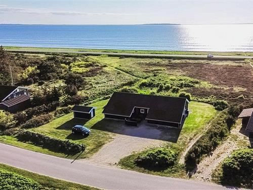 Holiday home - 13 persons -  - Gamle Amtsvej - Trend / Limfjorden - 9670 - Løgstør