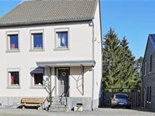 Holiday Home/Apartment - 10 persons -  - Haupt-Strasse - 54570 - Deudesfeld