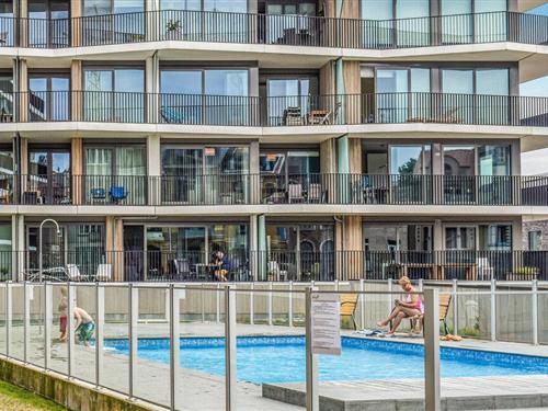 Holiday apartment - 6 persons -  - Troonstraat 230 app. - 8400 - Oostende