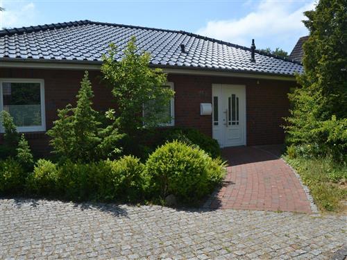 Holiday Home/Apartment - 4 persons -  - Geestgraben 13 b - 25881 - Tating