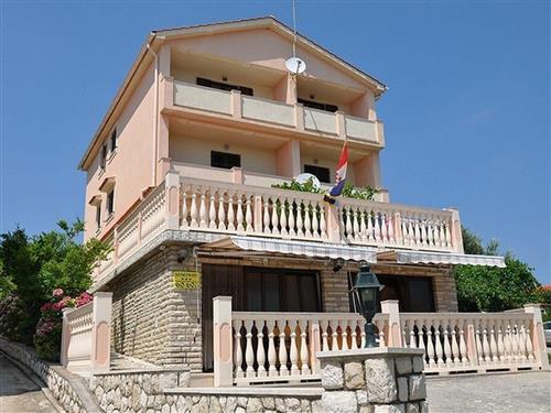 Holiday apartment - 4 persons -  - Lopar - 51281 - Lopar