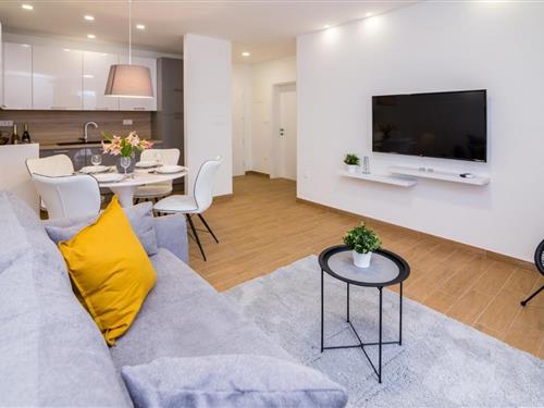 Holiday apartment - 4 persons -  - Ulica kraljice Jelene - 23211 - Pakoštane