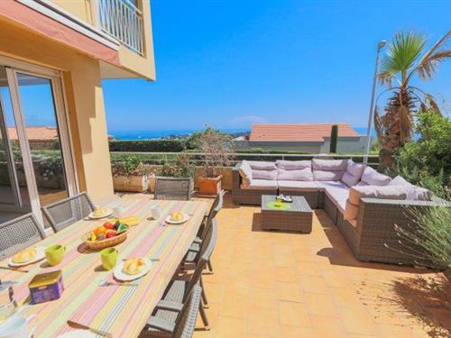 Holiday Home/Apartment - 4 persons -  - 06230 - Villefranche-Sur-Mer