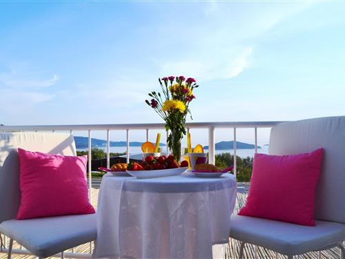 Holiday apartment - 6 persons -  - 20234 - Brsecine