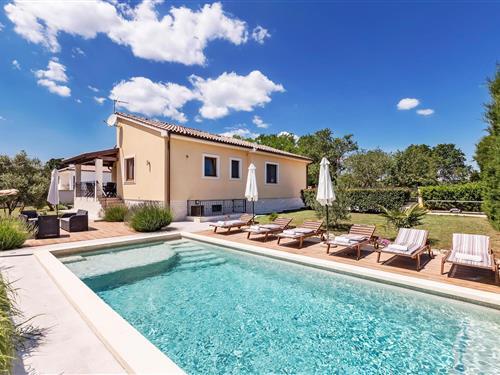 Sommerhus - 8 personer -  - Giuseppe Tromba - Pula-Sisan - 52204 - Liznjan