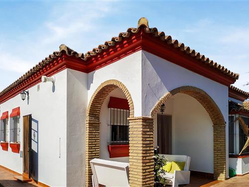 Holiday home - 8 persons -  - Camino de Piedrahita - Chiclana De La Frontera - 11138 - Chiclana De La Fronter