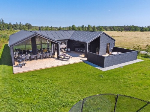 Holiday home - 18 persons -  - Hyldebærvej - Ålbæk Strand - 9982 - Aalbæk