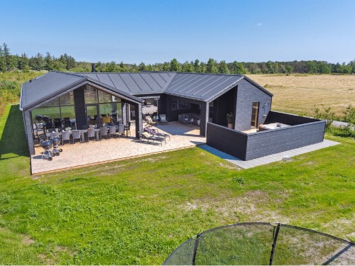 Sommerhus - 18 personer -  - Hyldebærvej - Ålbæk Strand - 9982 - Aalbæk