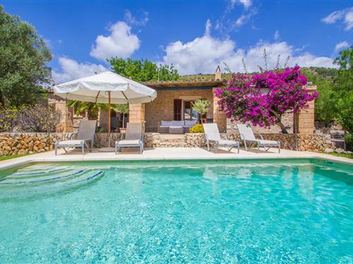 Holiday home - 4 persons -  - Diseminado Poligono - Son Barbot De Can Robi Nou, Sant Llorenc - 07530 - Sant Llorenc