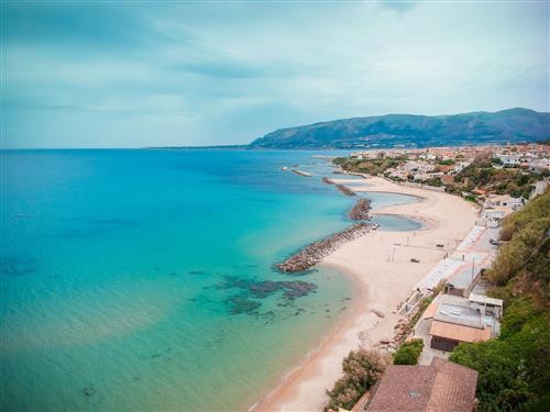 Ferieleilighet - 4 personer -  - Trappeto - 90040