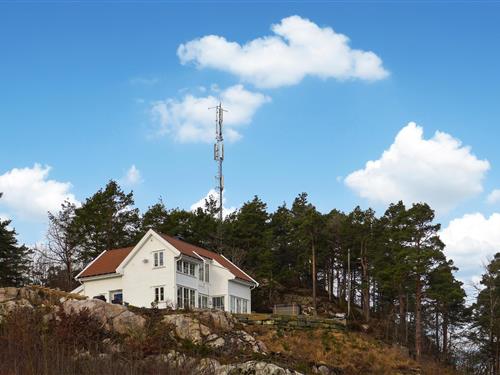 Feriehus / leilighet - 8 personer -  - Øygarden - 4770 - Høvåg