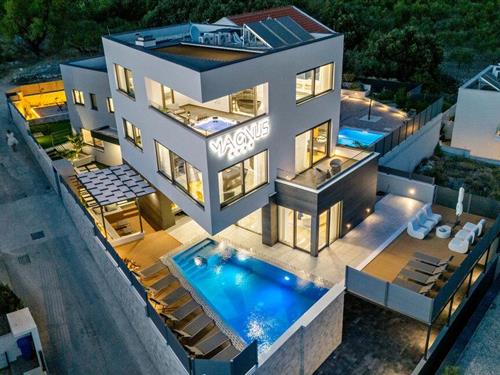 Feriehus - 13 personer -  - Zadarska - 21300 - Makarska