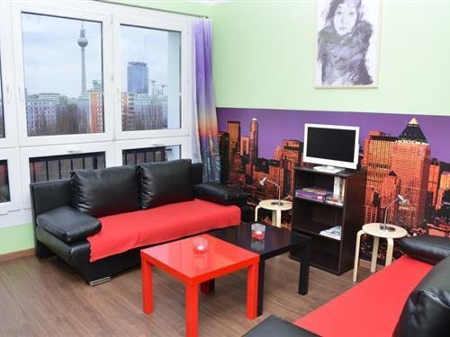 Holiday Home/Apartment - 12 persons -  - Höchste Str. - 10249 - Berlin, Friedrichshain