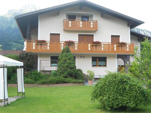 Ferielejlighed - 4 personer -  - Alte Bundesstraße - 6604 - Höfen