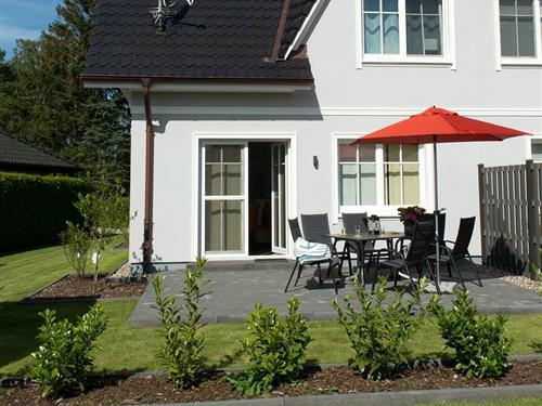 Holiday Home/Apartment - 6 persons -  - Hirtenweg - 18374 - Seeheilbad Zingst