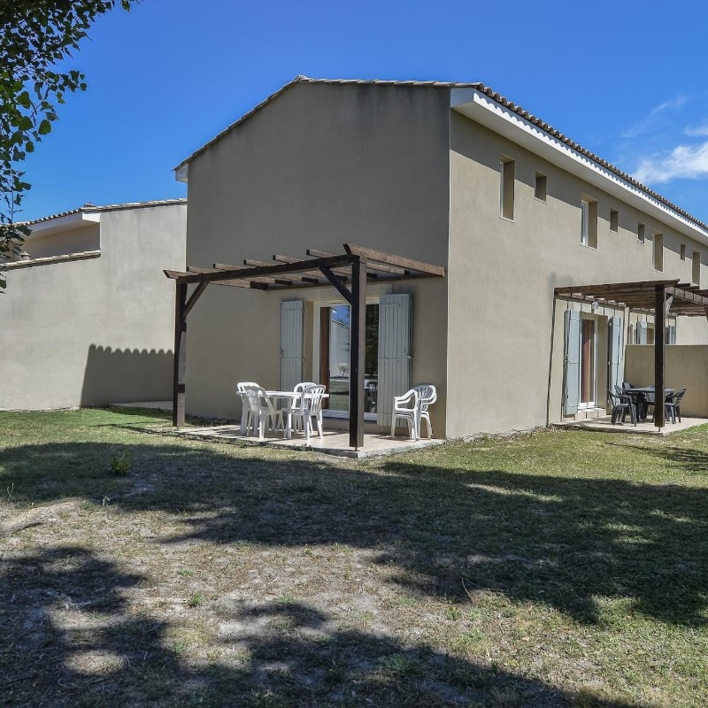 Sommerhus - 6 personer -  - 84450 - Saint Saturnin Les Avigno