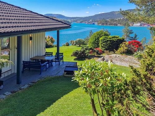 Holiday home - 10 persons -  - Skarvatunvegen - Kvinnherad - 5637 - Ølve