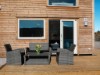 Image 6 - Outside