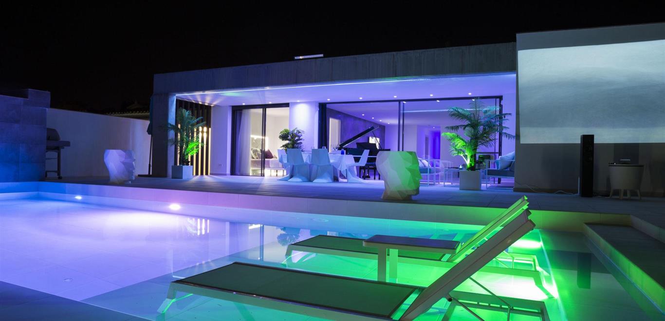 Emne nr.: 306-ES9420.372.1