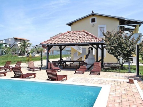 Ferienwohnung - 4 Personen -  - 23233 - Privlaka
