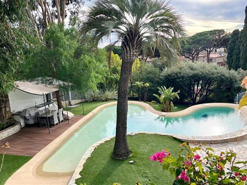 Holiday home - 8 persons -  - boulevard des Agasses - 83380 - Les Issambres